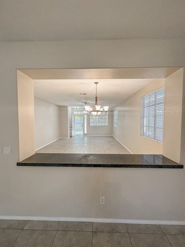 Building Photo - IMMACULATE REMODLED 2 STORY HOME IN HENDERSON GATED COMMUNITY!!!!