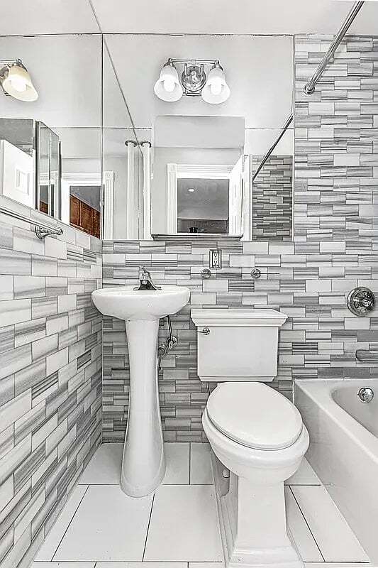 Foto del edificio - 219 E 28th St