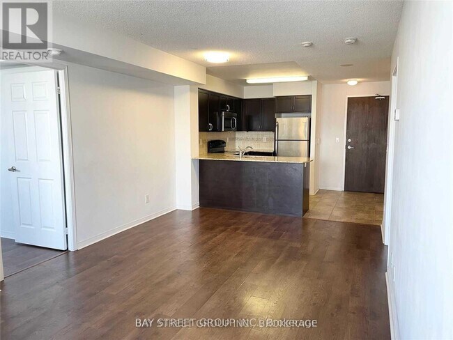 Building Photo - 73 King William Crescent