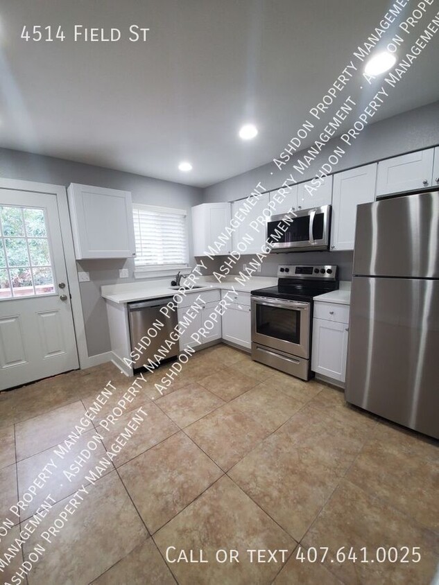 Primary Photo - Beautiful 2 Bed 1 Bath Unit For Rent in Wh...