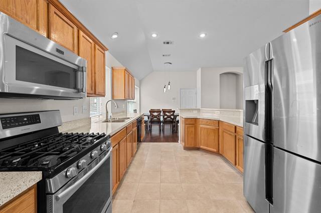 Foto del edificio - 3205 Hamlett Ln