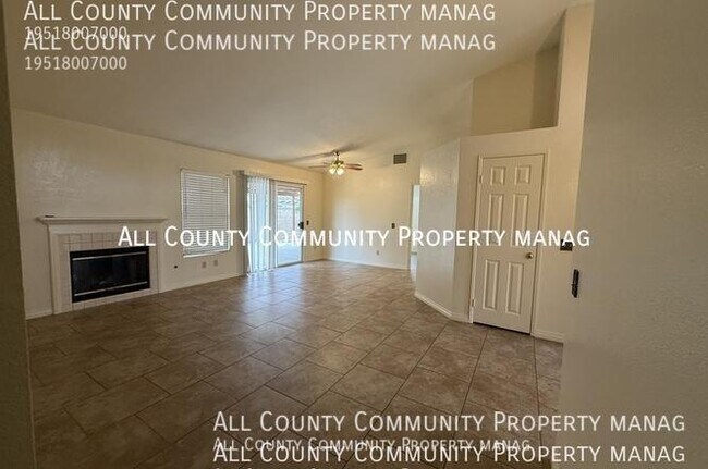 Foto del edificio - 2277 Oak Ave