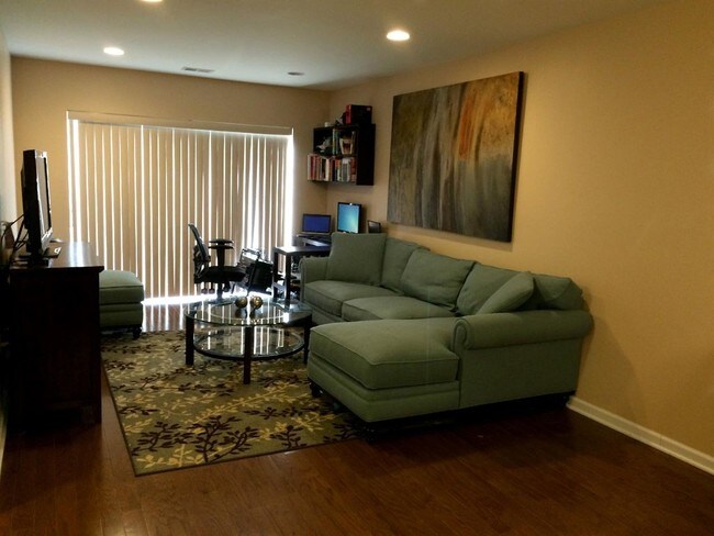 Building Photo - 308 Weatherly Pl