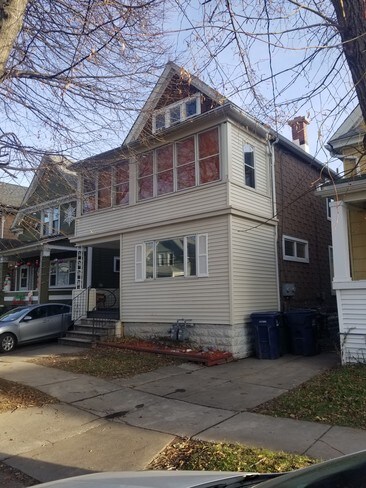 Building Photo - 51 Weyand Ave