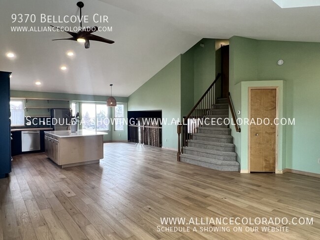 Building Photo - 9370 Bellcove Cir