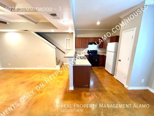 Building Photo - 5026 Summitwood-3