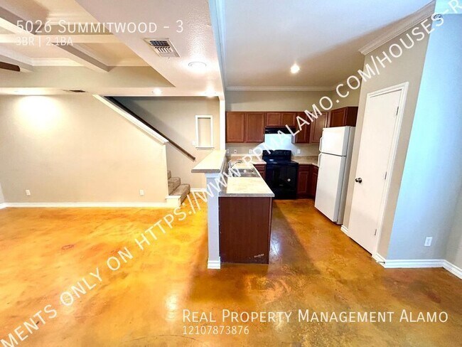 Foto del edificio - 5026 Summitwood-3