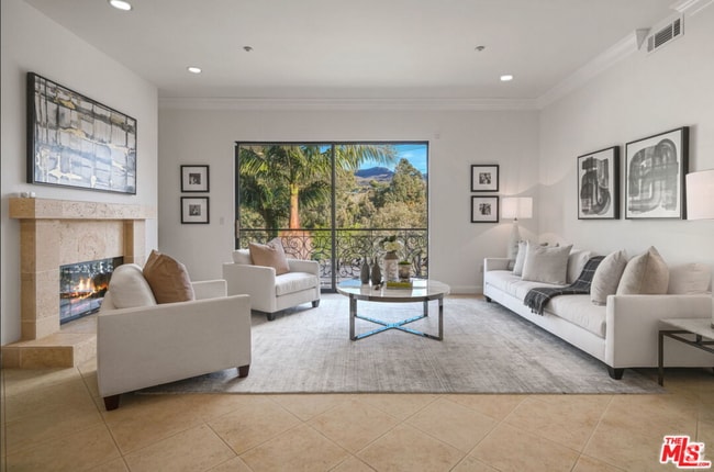 Building Photo - 16000 W Sunset Blvd