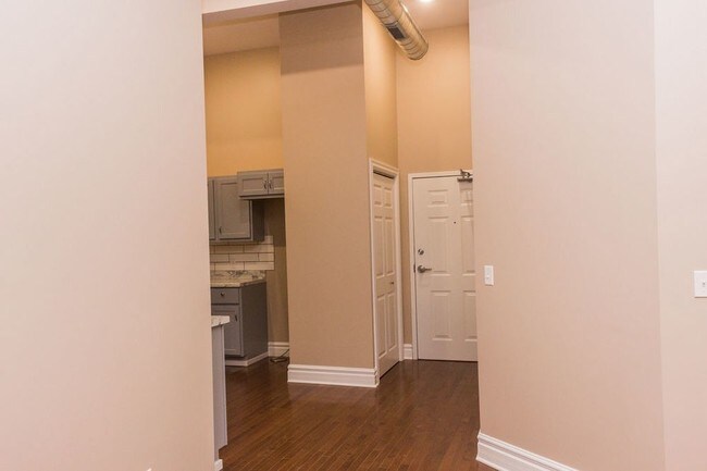 Foto del edificio - 2 Bedroom 1 Bath - Alma