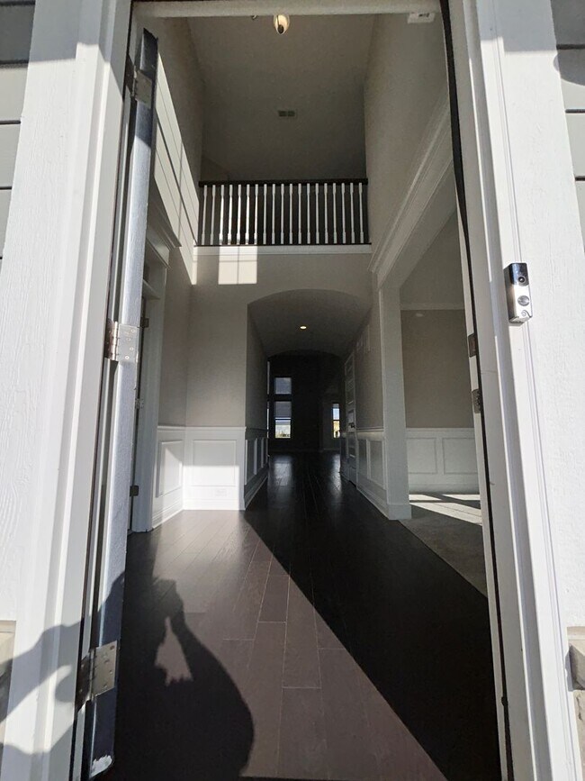 Foto del edificio - Home For Lease