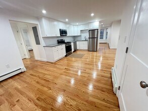 Building Photo - 50 Conant St