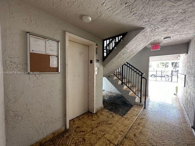 Foto del edificio - 1337 NW 1st St
