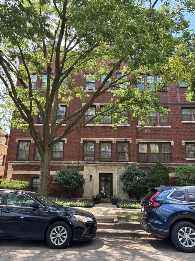 Building Photo - 442 Elmwood Ave