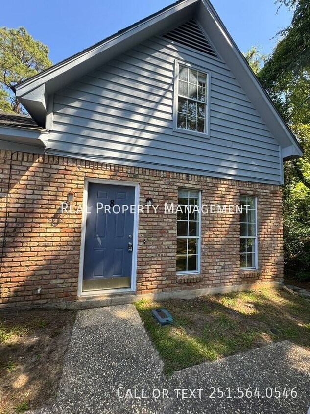 Primary Photo - 600 Cheshire Ln
