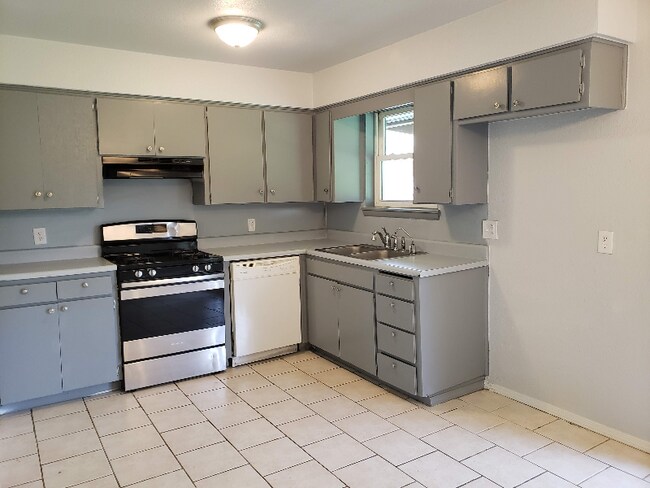 Foto del edificio - 4316 S Wofford Ave