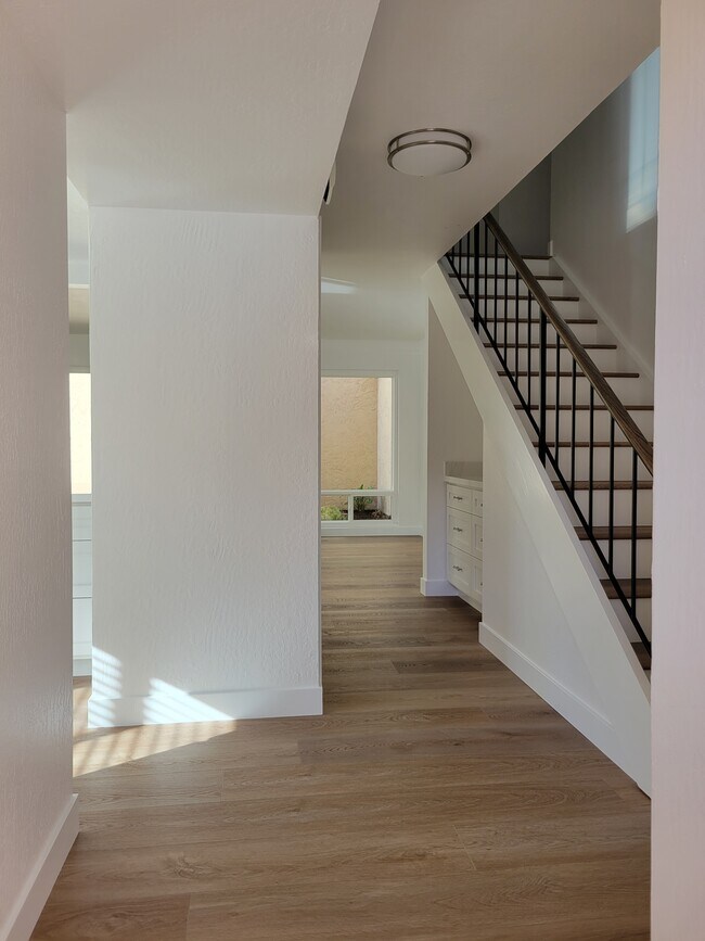 Foto del edificio - 125 Northcreek Cir
