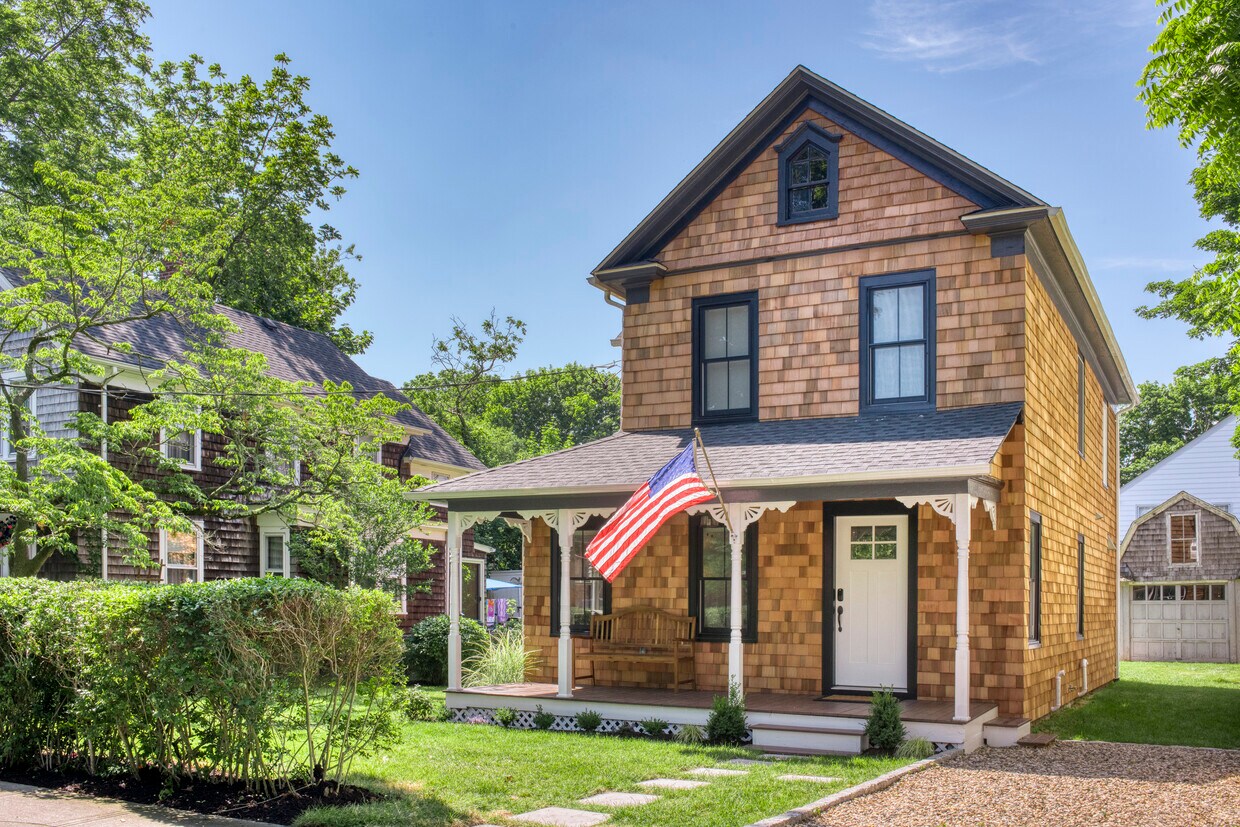 321 South St, Greenport, NY 11944 House Rental in Greenport, NY