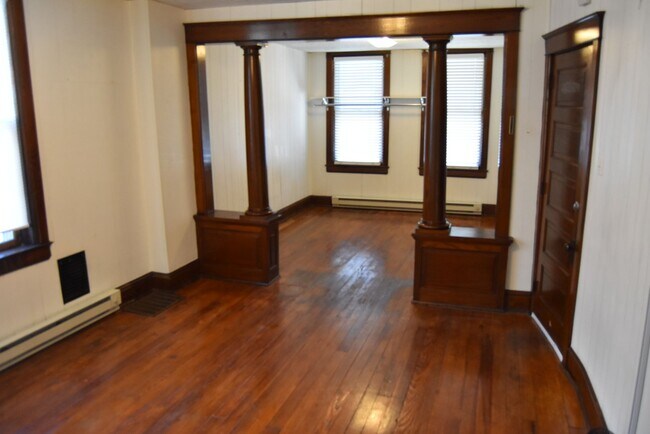 Foto del edificio - 1st Floor Apartment