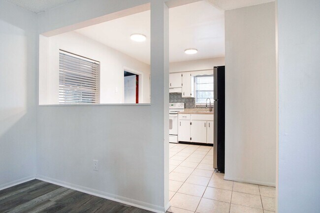 Foto del edificio - 2287 Avenue G NW