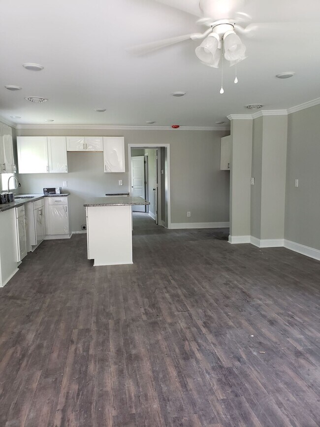 Foto del edificio - 1021 Pine St