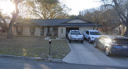 Building Photo - 7106 George Burns St