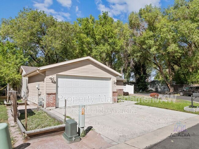 Building Photo - 1659 Kylee Ln