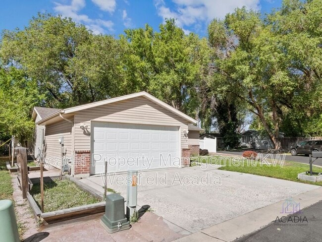 Foto del edificio - 1659 Kylee Ln