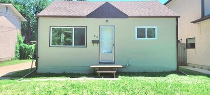 Building Photo - 82 Hindley Ave