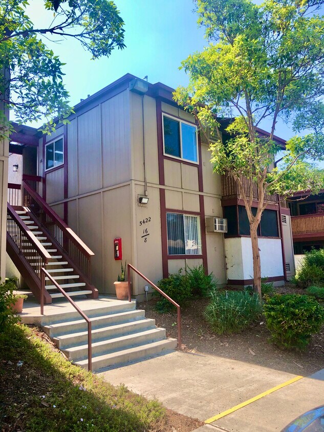 Primary Photo - 5422 Adobe Falls Rd