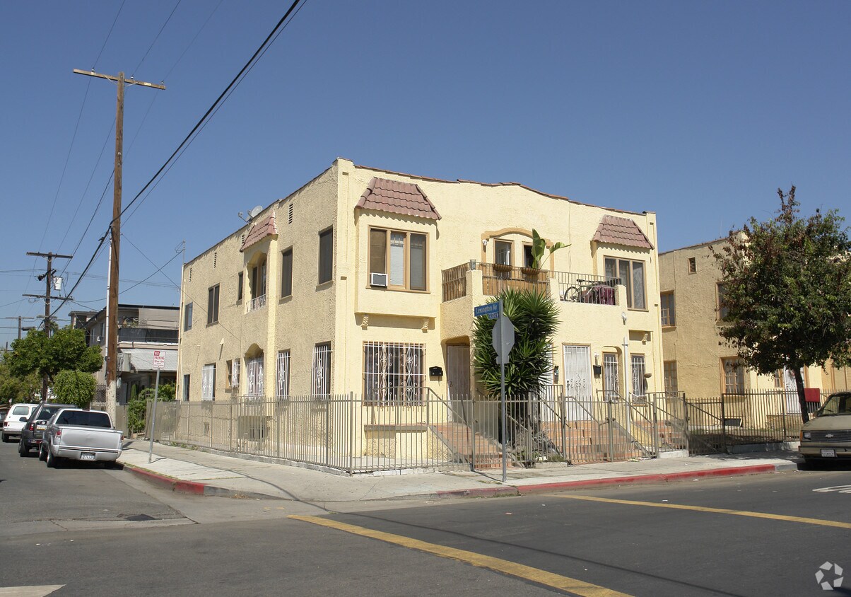 1203 Gordon St, Los Angeles, CA 90038 Apartments in Los Angeles, CA