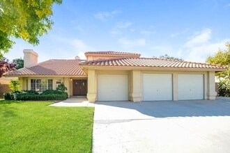 Building Photo - 41232 Crispi Ln