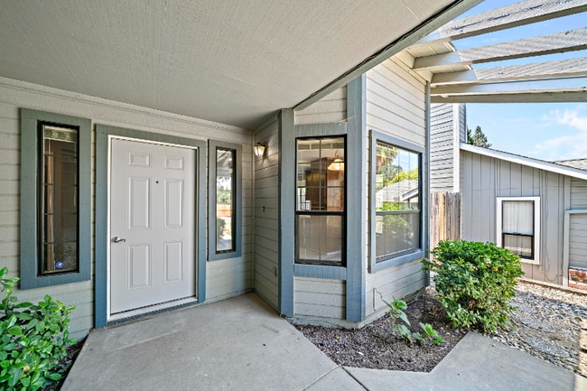 Building Photo - 7456 Santa Susana Way