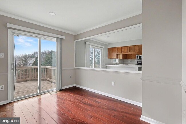 Foto del edificio - 2003 Paddle Boat Ln