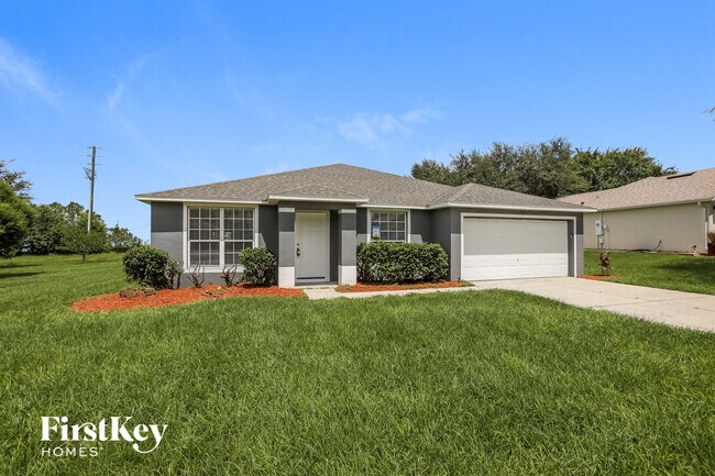 Foto del edificio - 1739 Crowned Ave