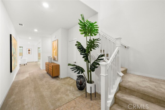 Building Photo - 4816 S Wilson Ave