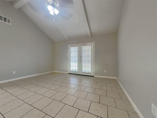 Foto del edificio - 2319 Shadbury Ct