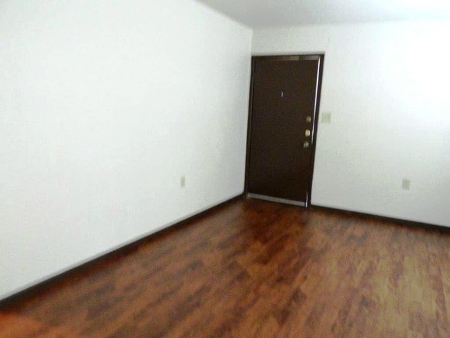 Building Photo - Patman Switch Apartments