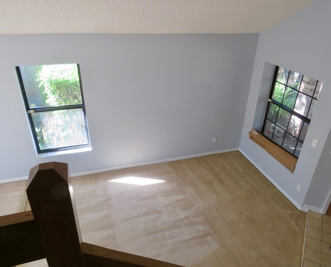 Building Photo - 15108 Heathridge Dr