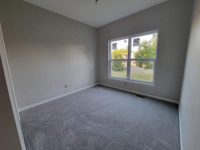 Foto del edificio - 237 Prairie Ln