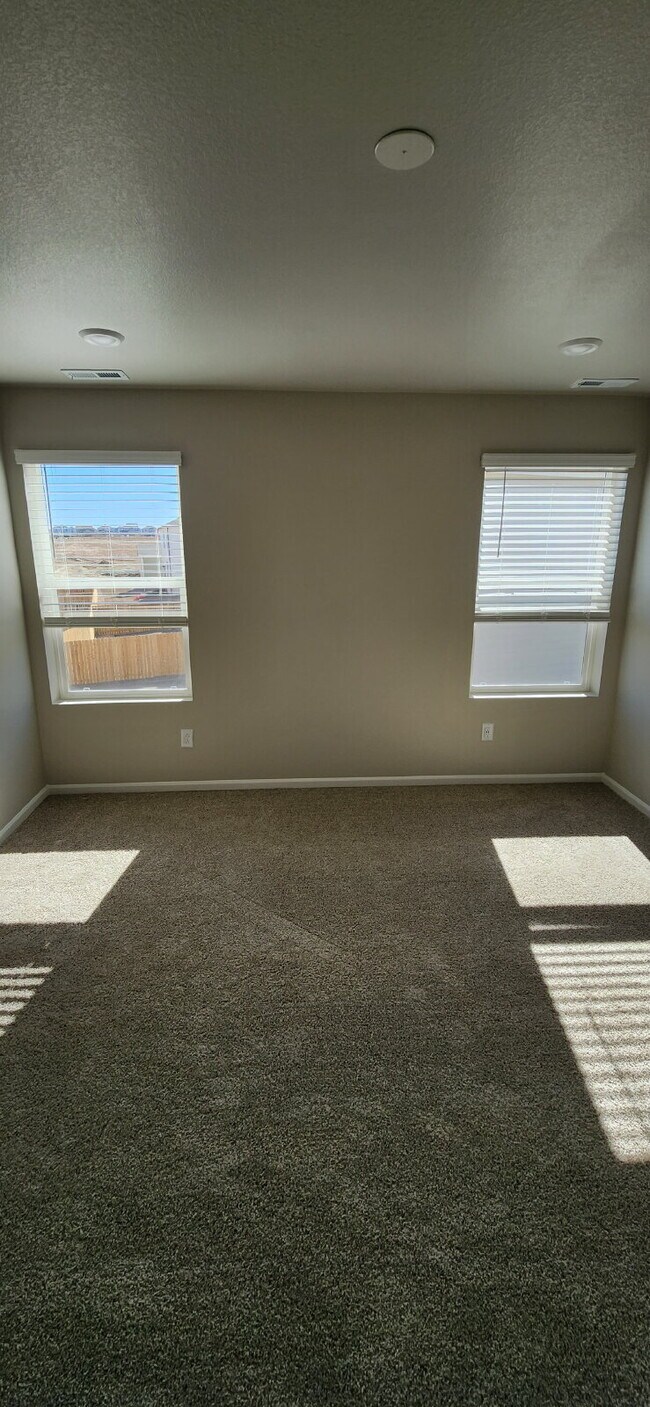 Building Photo - 6717 Wiper Wy