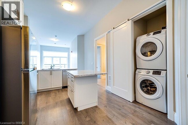 Building Photo - 85A MORRELL Street Unit# 206