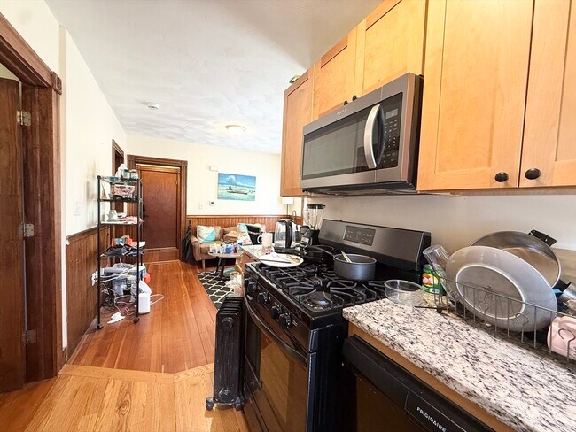 Foto del edificio - 146 Webster Ave