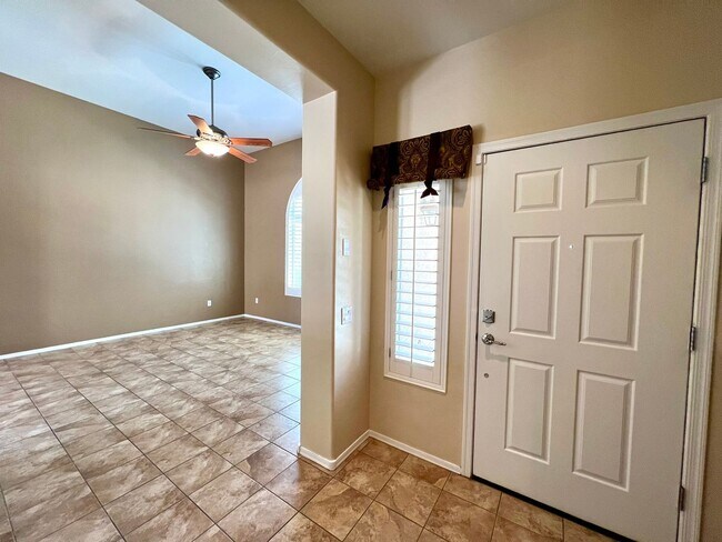 Foto del edificio - Nice 3 Bedroom Home in Sierra Morado