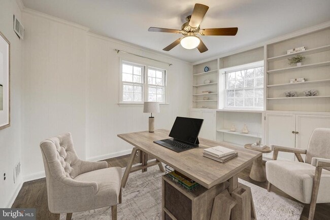 Foto del edificio - 7721 Maryknoll Ave