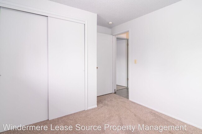 Building Photo - 3 br, 2 bath House - 2216 W Cleveland