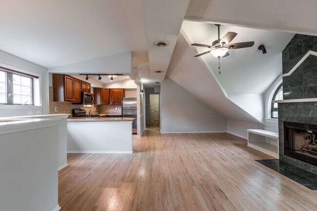 Foto del edificio - 2856 N Southport Ave