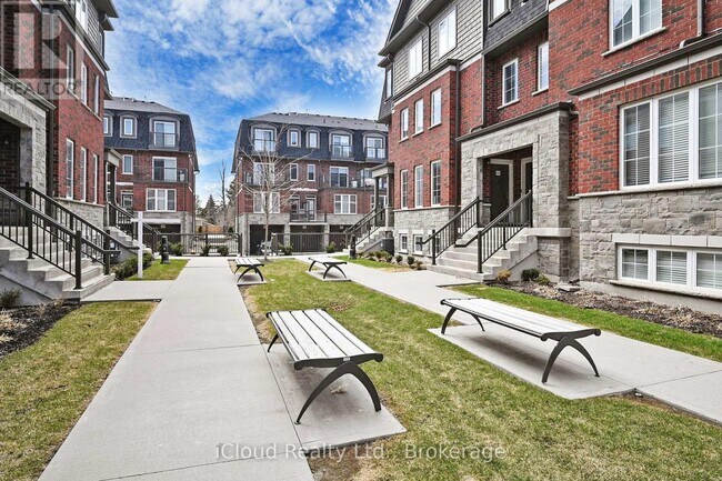 Building Photo - 445 Ontario St S