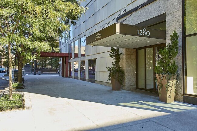 Foto del edificio - 1280 Fifth  apt. 15B