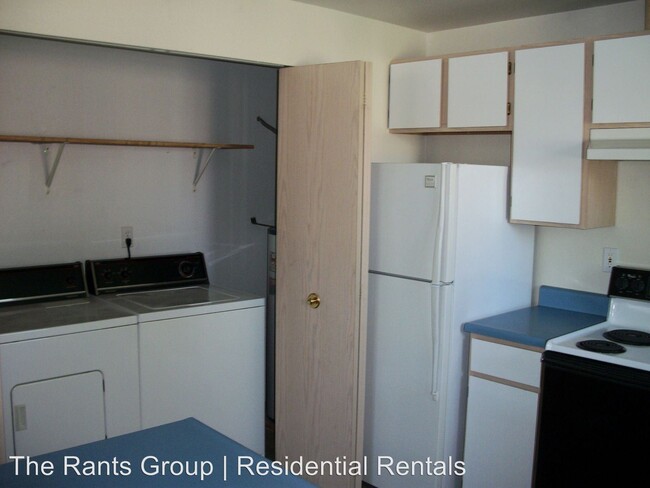 Foto del edificio - 16516 Creek Ln SE