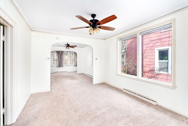 Foto del edificio - 5724 W 8th St